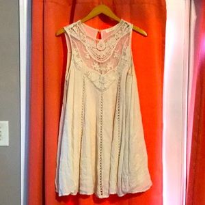 Cream sleeveless dress size small